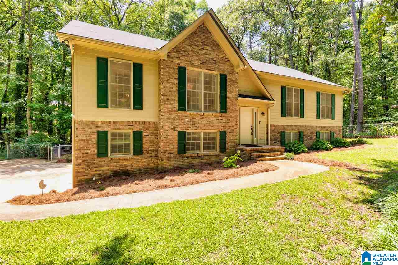 2318 Isaac Street Pelham, AL 35124 - Photo 3 of 34