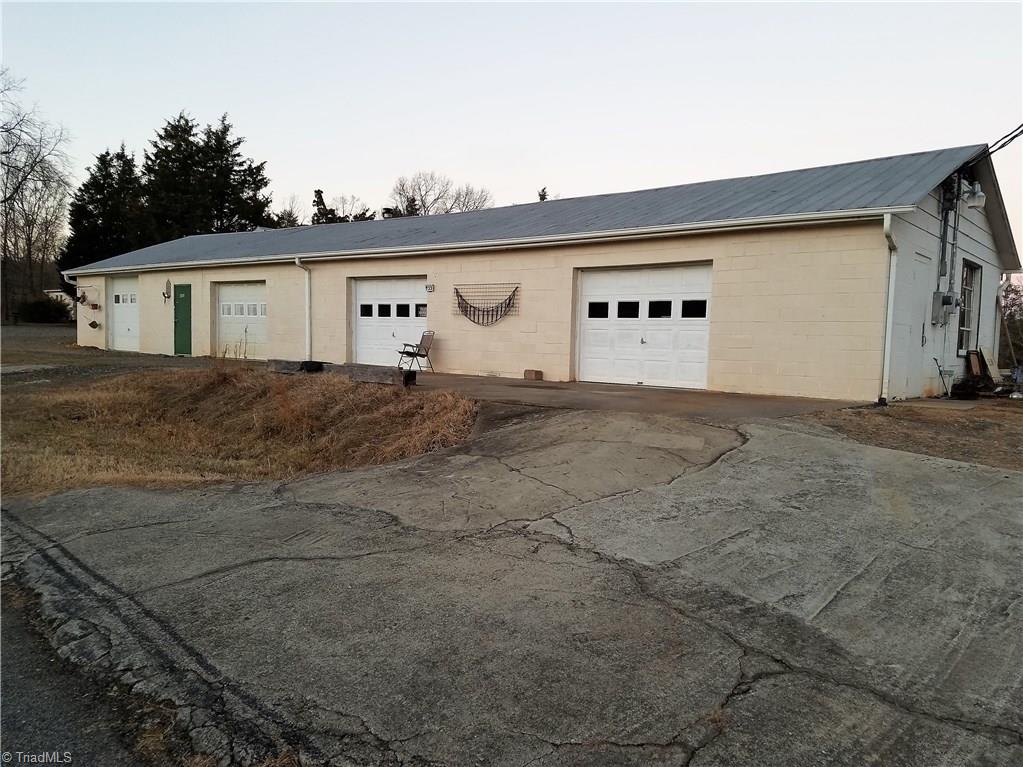 423 Duggins Road Stoneville, NC 27048 - Photo 14 of 23 Gallery Image 14