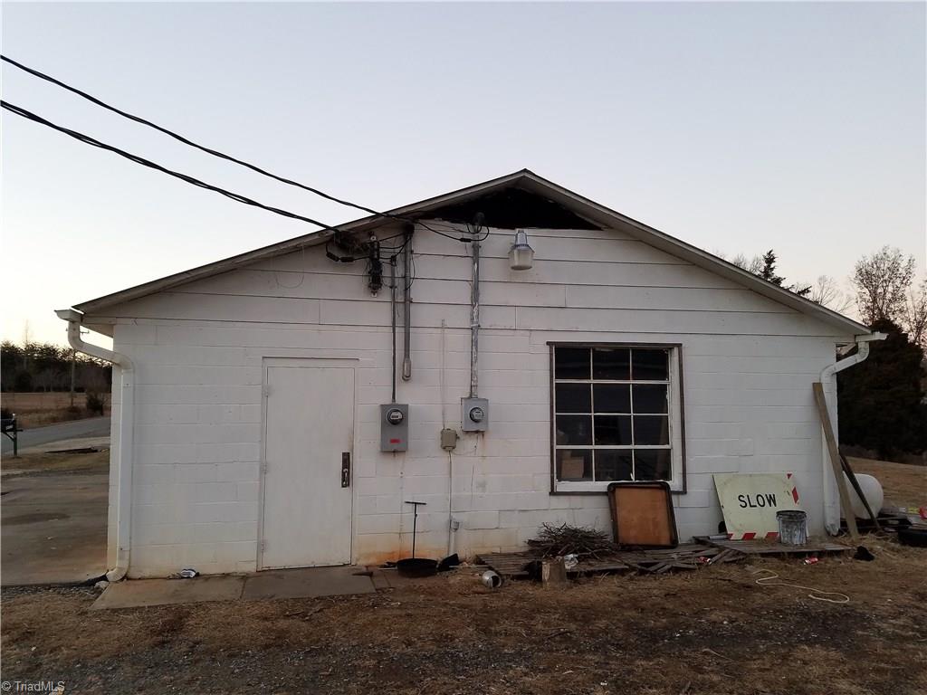 423 Duggins Road Stoneville, NC 27048 - Photo 16 of 23 Gallery Image 16
