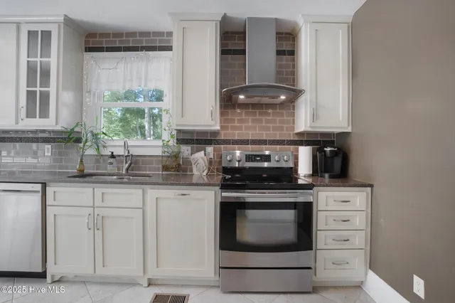 $285,000 | 1206 Lancaster Lane, Rockingham, NC 28379