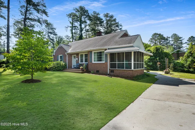 $285,000 | 1206 Lancaster Lane, Rockingham, NC 28379