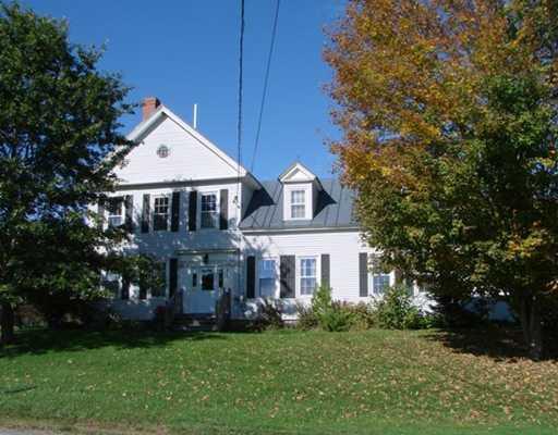 862 Main Street Clinton, ME 04927 - Photo 1 of 22 Exterior Front.