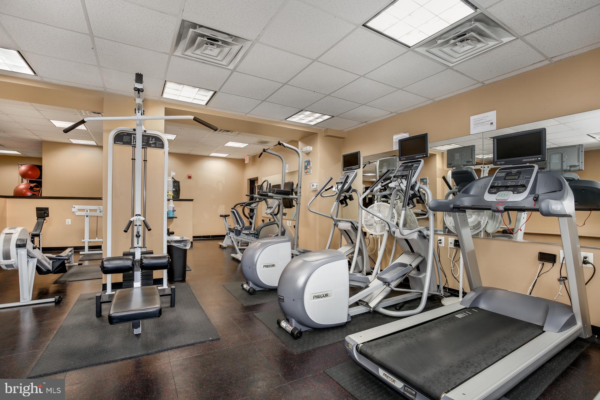 1220 Blair Mill Road, Unit 507 Silver Spring, MD 20910 - Photo 29 of 35 Gallery Image 29