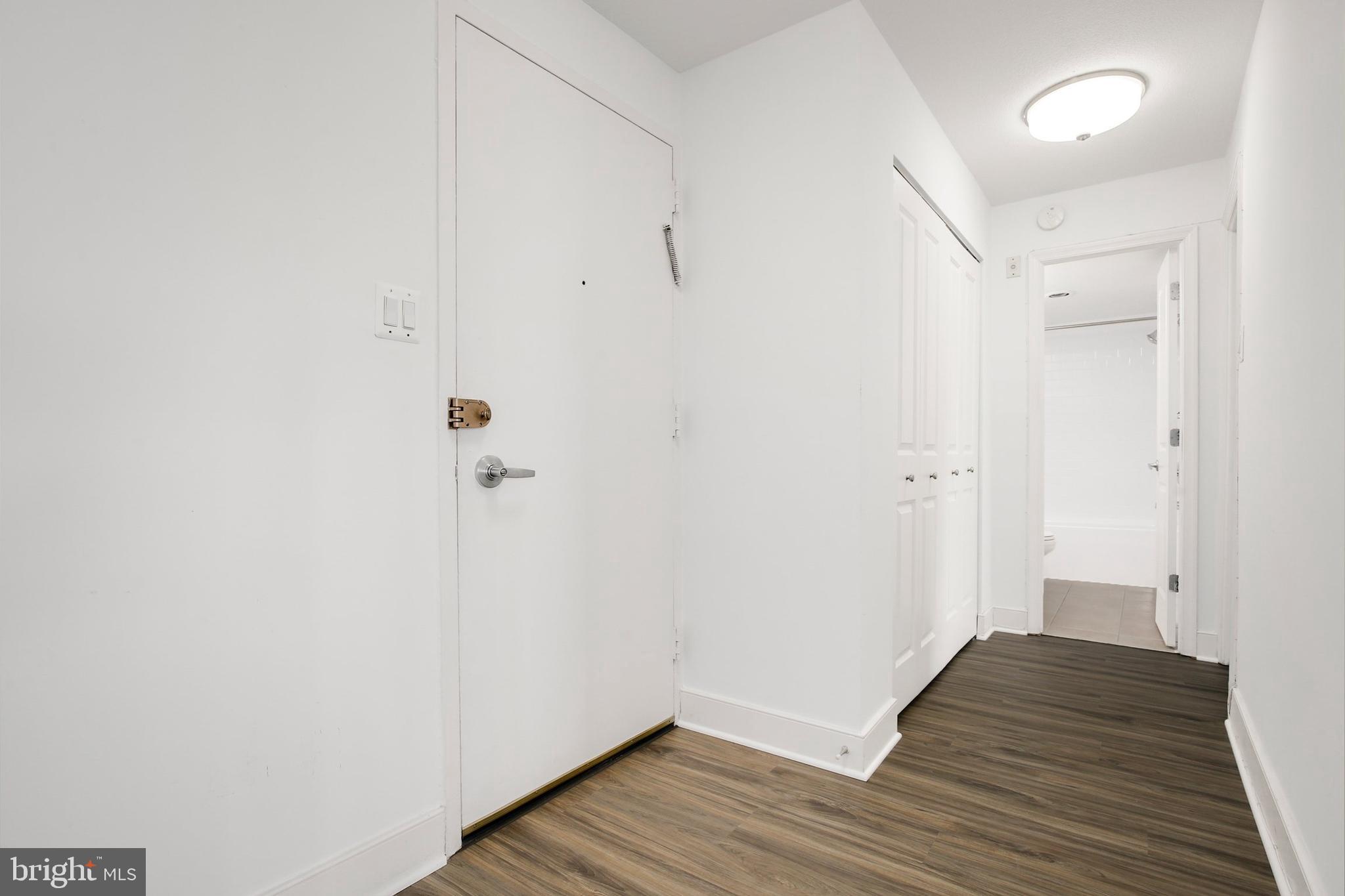 1220 Blair Mill Road, Unit 507 Silver Spring, MD 20910 - Photo 3 of 35 Gallery Image 3