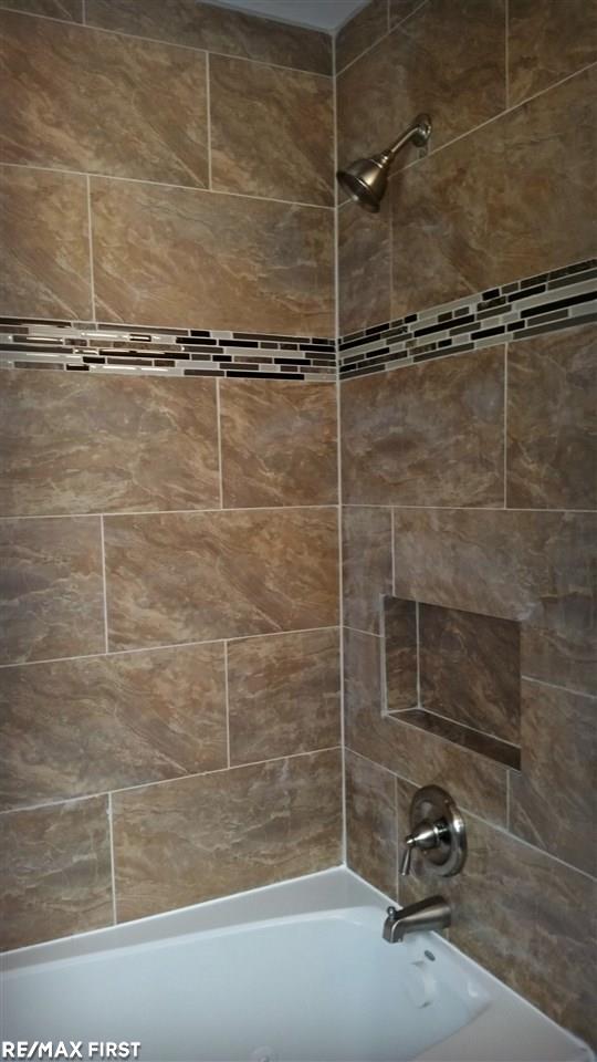 600 East Auburn Road Rochester Hills, MI 48307 - Photo 9 of 13