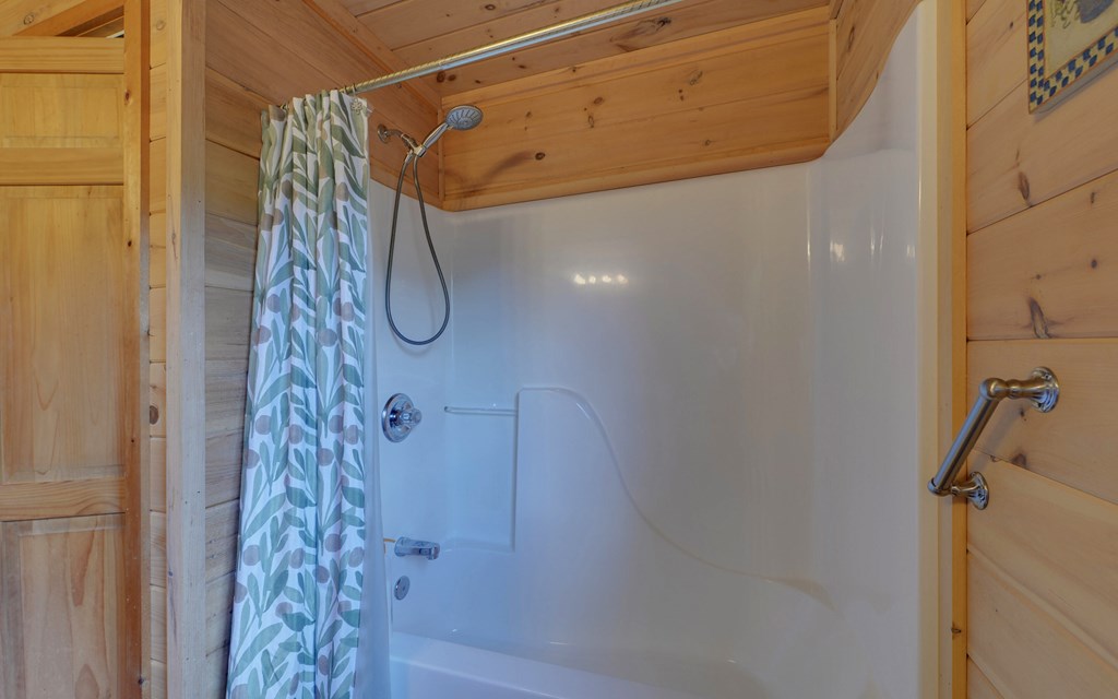 2370 Mountain View Road McCaysville, GA 30555 - Photo 19 of 44 Gallery Image 19
