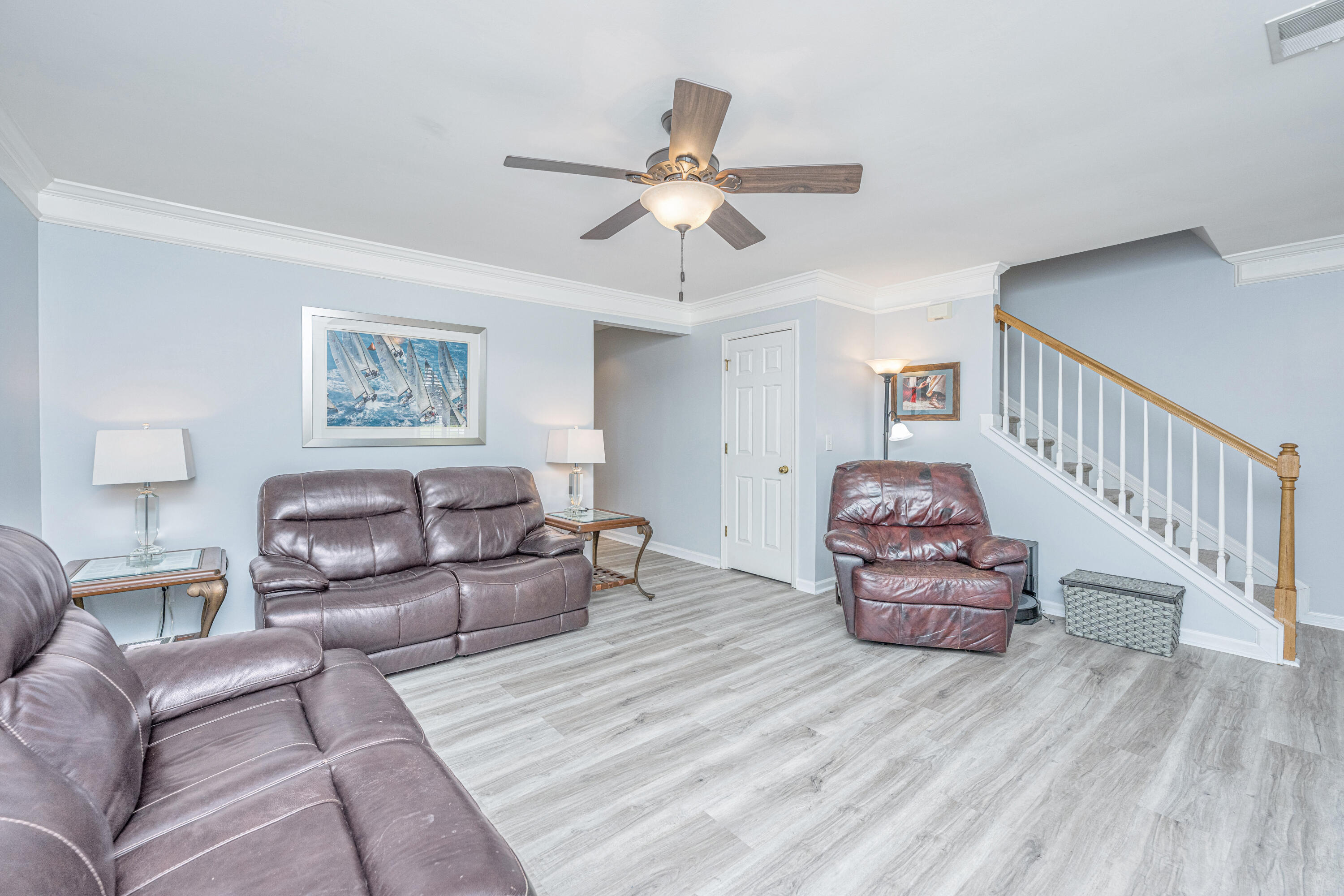 2080 Kings Gate Lane Mount Pleasant, SC 29466 - Photo 10 of 36 Living Room