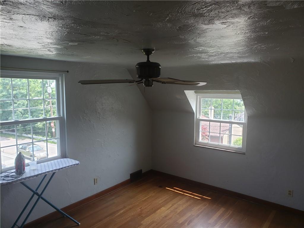 44 Radium Street Pittsburgh, PA 15214 - Photo 23 of 25