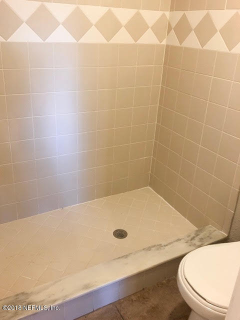 3801 Crown Point Road, Unit 1333 Jacksonville, FL 32257 - Photo 21 of 27 Master Shower