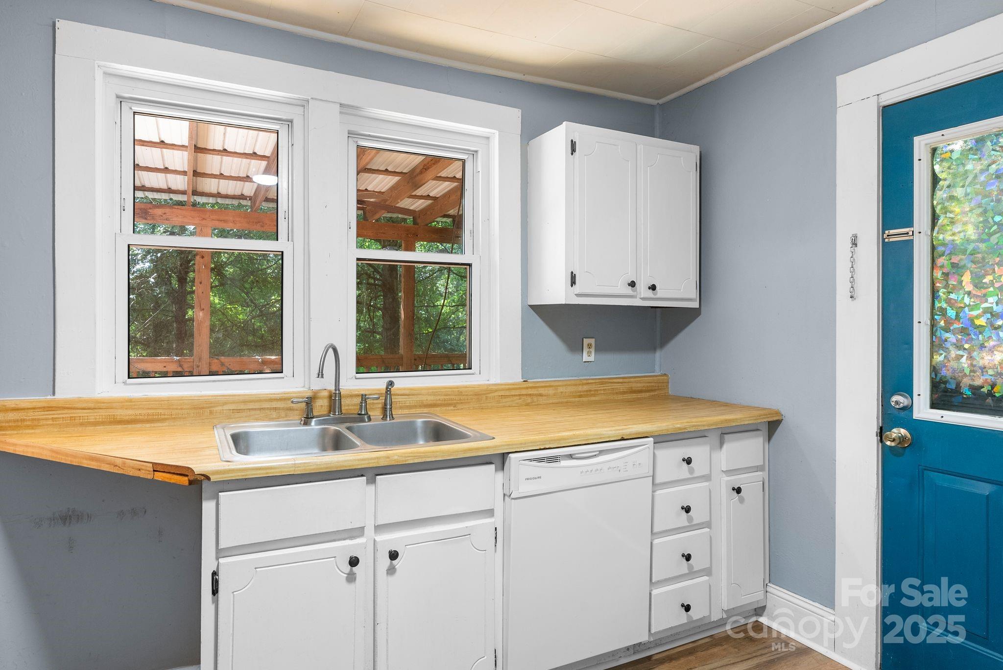 186 Pisgah View Road Asheville, NC 28806 - Photo 11 of 41