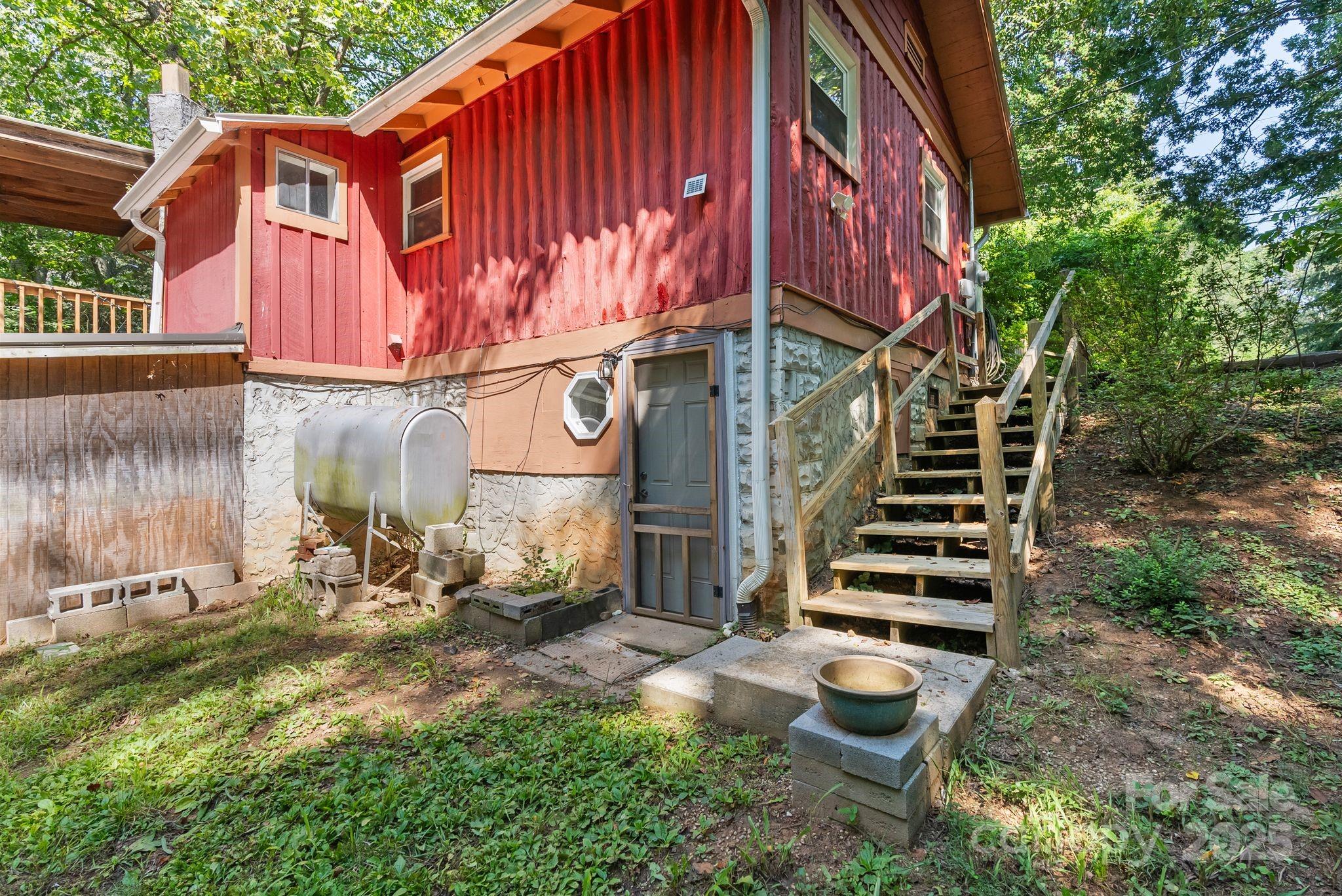186 Pisgah View Road Asheville, NC 28806 - Photo 23 of 41
