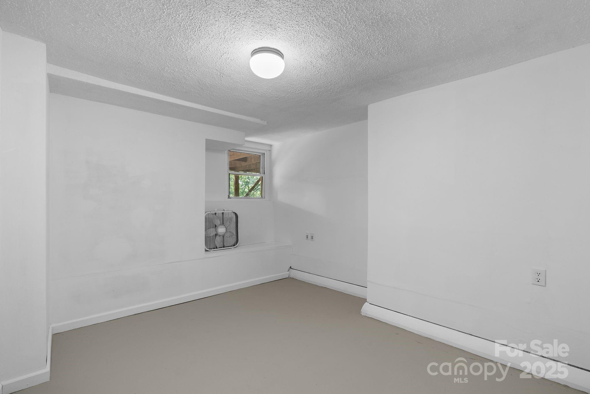 186 Pisgah View Road Asheville, NC 28806 - Photo 30 of 41