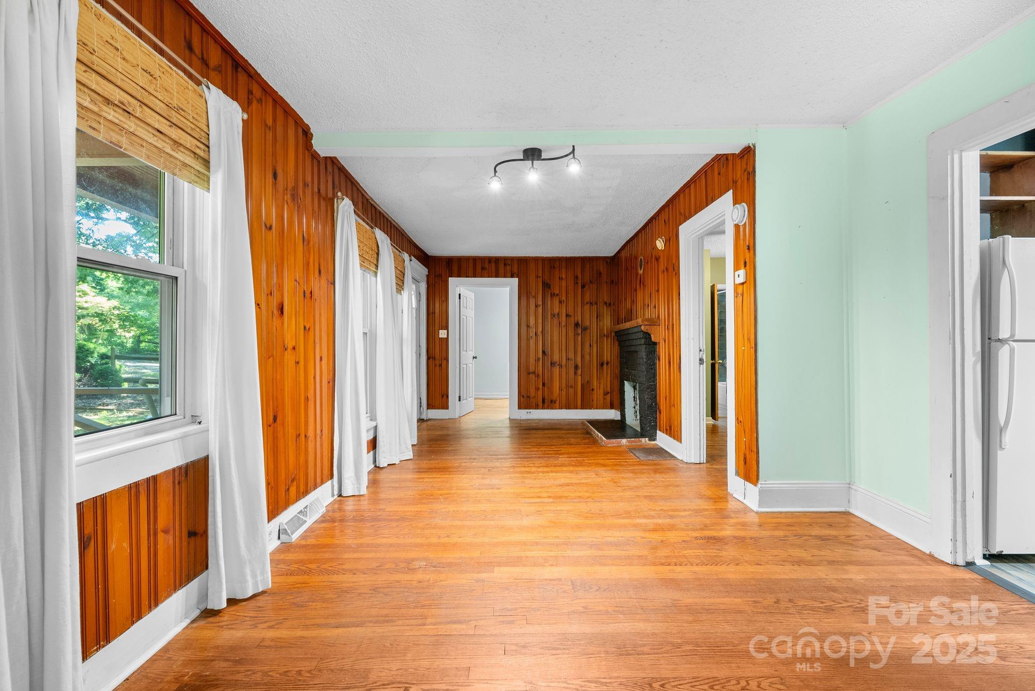 186 Pisgah View Road Asheville, NC 28806 - Photo 6 of 41