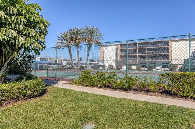 $155,000 | 1714 69th Avenue West, Unit B408, Bradenton, FL 34207