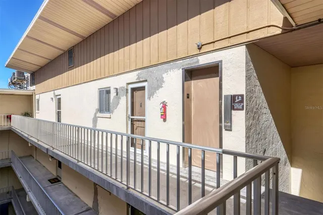 $155,000 | 1714 69th Avenue West, Unit B408, Bradenton, FL 34207