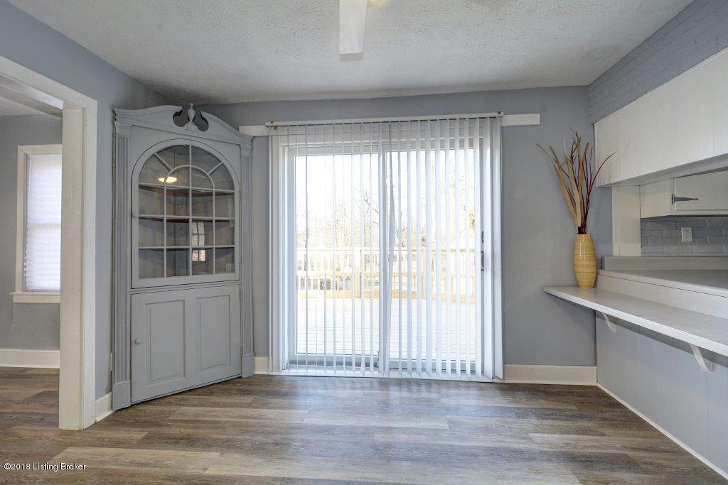 4138 Dover Road Louisville, KY 40216 - Photo 13 of 39 13