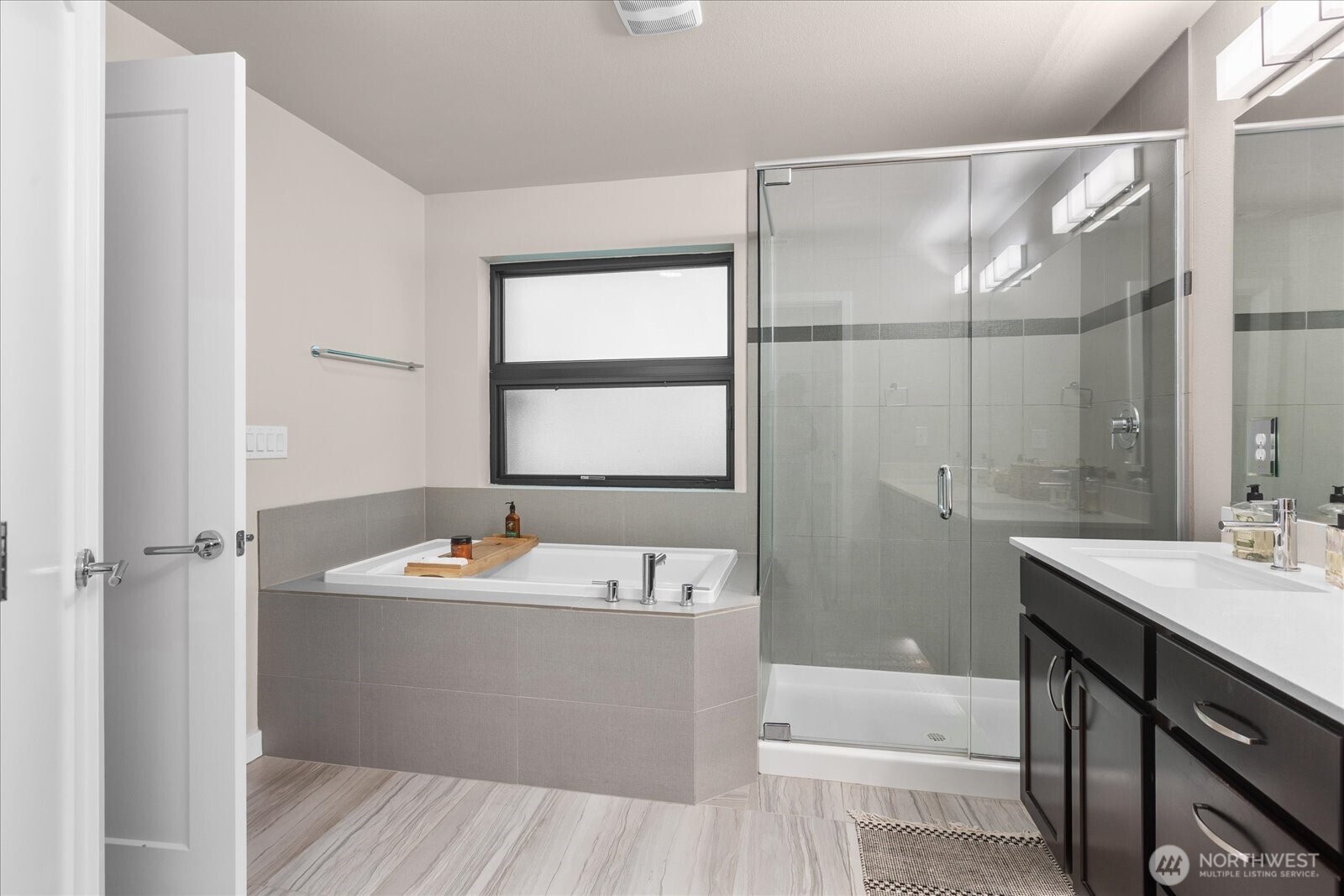 12873 Southeast 75th Road Newcastle, WA 98056 - Photo 28 of 38