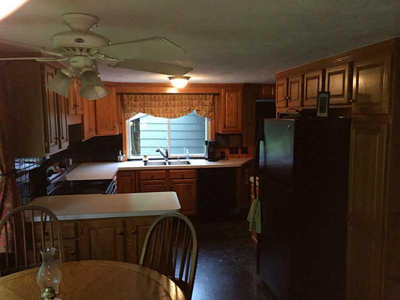 422 Sebago Lake Road Gorham, ME 04038 - Photo 9 of 19 Kitchen.