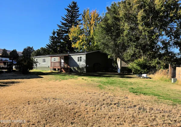 $99,900 | 1724 45th Avenue West, Unit A60, Kennewick, WA 99337