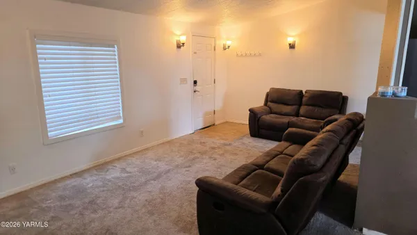 $99,900 | 1724 45th Avenue West, Unit A60, Kennewick, WA 99337