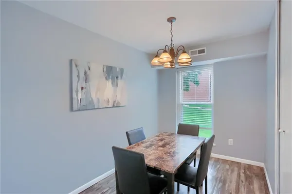 $127,500 | 1200 College Park Drive, Unit 2, Coraopolis, PA 15108