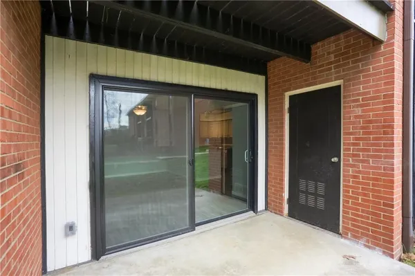 $127,500 | 1200 College Park Drive, Unit 2, Coraopolis, PA 15108