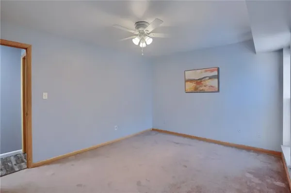 $127,500 | 1200 College Park Drive, Unit 2, Coraopolis, PA 15108