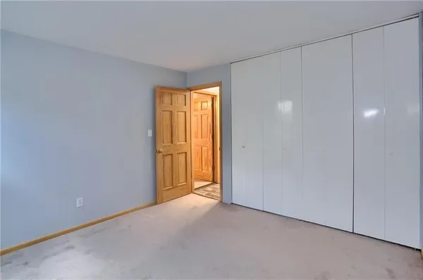 $127,500 | 1200 College Park Drive, Unit 2, Coraopolis, PA 15108