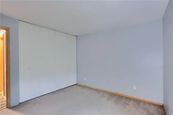 $127,500 | 1200 College Park Drive, Unit 2, Coraopolis, PA 15108