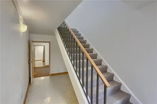 $127,500 | 1200 College Park Drive, Unit 2, Coraopolis, PA 15108