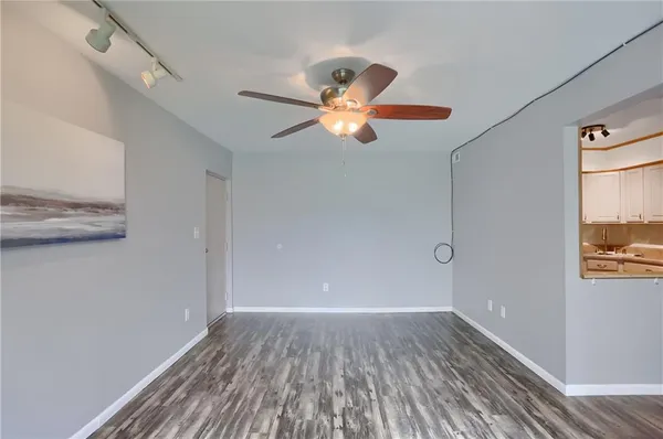 $127,500 | 1200 College Park Drive, Unit 2, Coraopolis, PA 15108