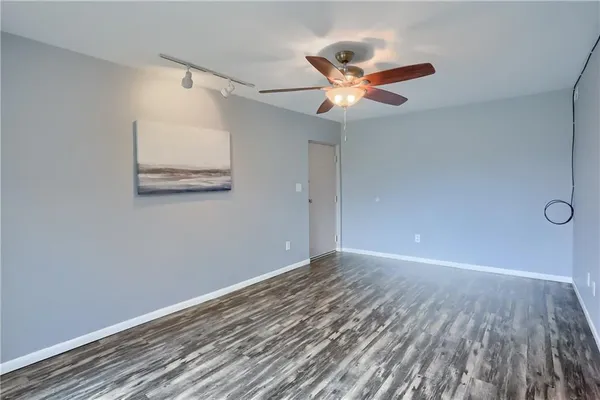 $127,500 | 1200 College Park Drive, Unit 2, Coraopolis, PA 15108