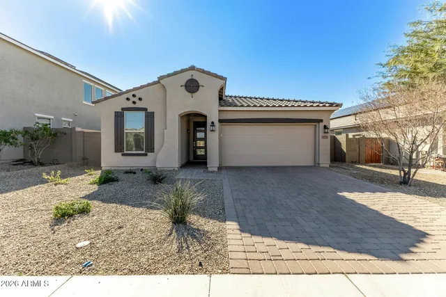 $2,550 | 17771 West Granite View Drive, Goodyear, AZ 85338