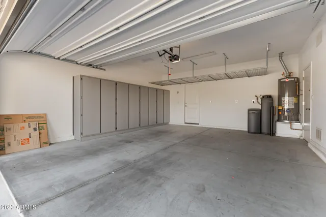 $2,550 | 17771 West Granite View Drive, Goodyear, AZ 85338