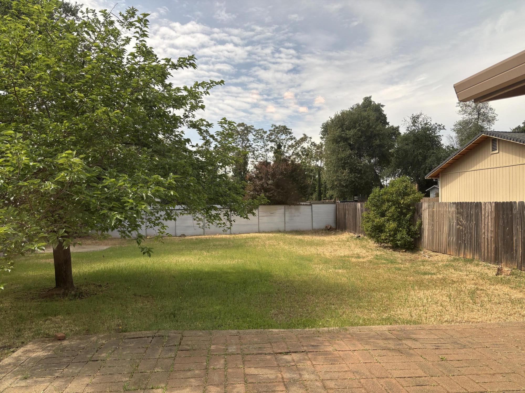 3540 Ricardo Avenue Redding, CA 96002 - Photo 4 of 14 Photo Mar 30 2026, 2 06 38 PM