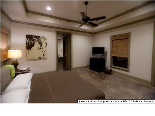 8935 Foxgate Drive Baton Rouge, LA 70809 - Photo 17 of 30