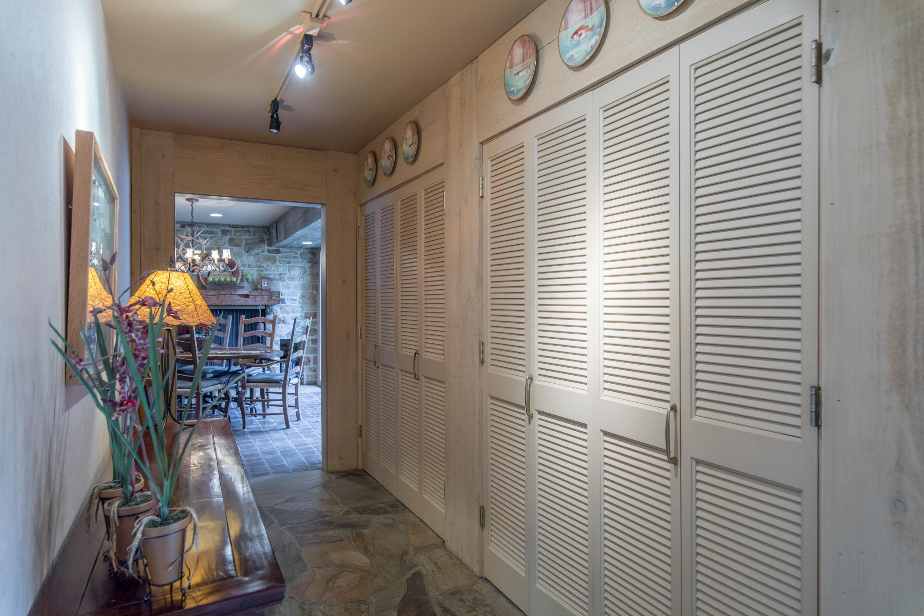 4000 Old Poste Road Columbus, OH 43221 - Photo 29 of 81 Gallery Image 29
