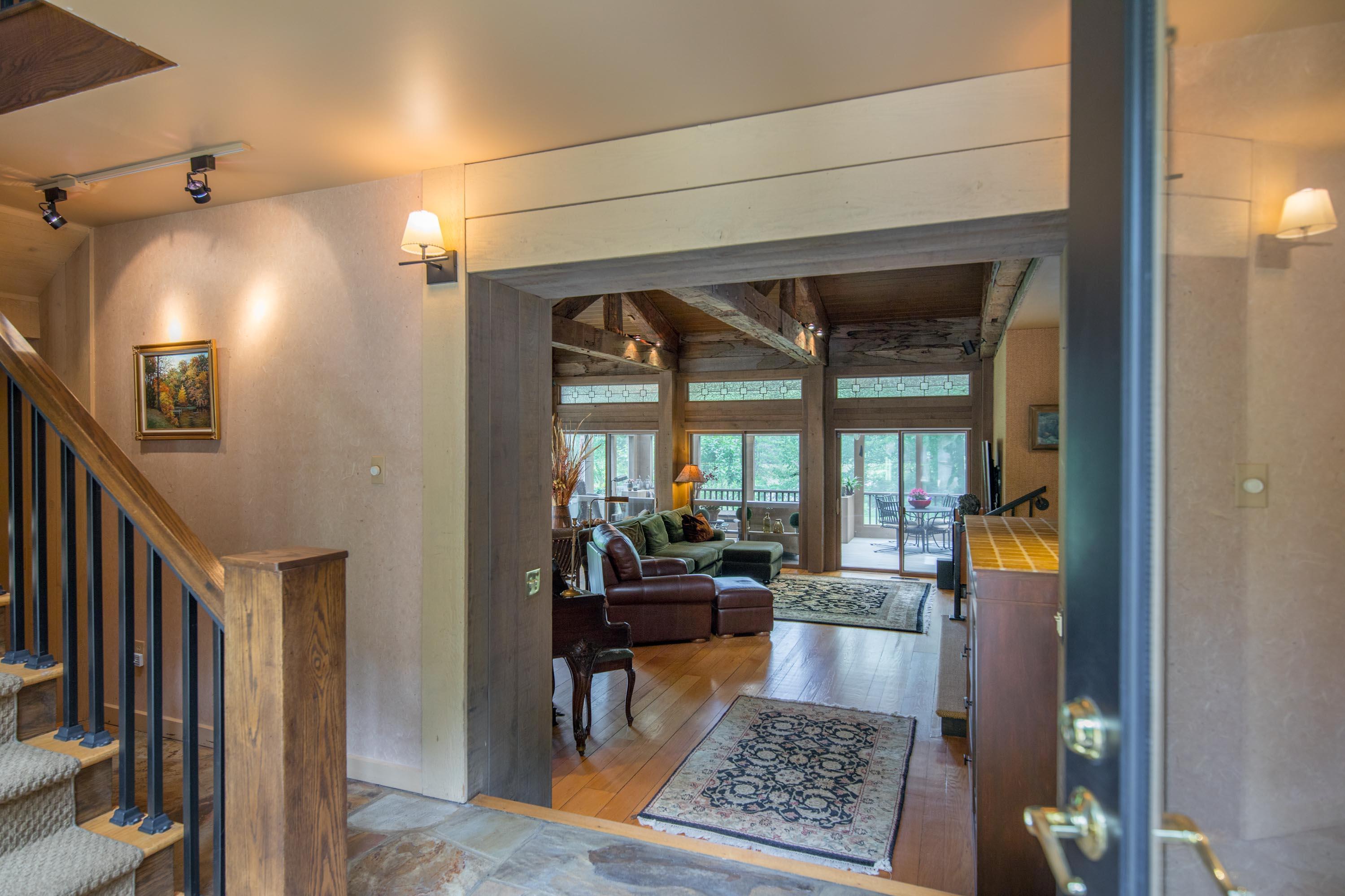 4000 Old Poste Road Columbus, OH 43221 - Photo 8 of 81 Gallery Image 8