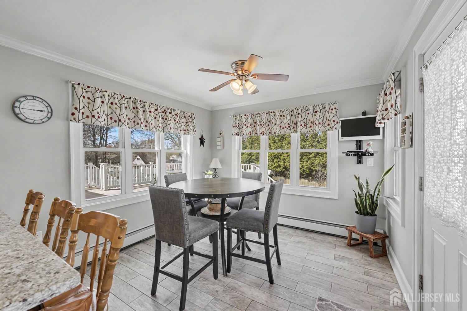 70 Oxford Road Colonia, NJ 07067 - Photo 16 of 42