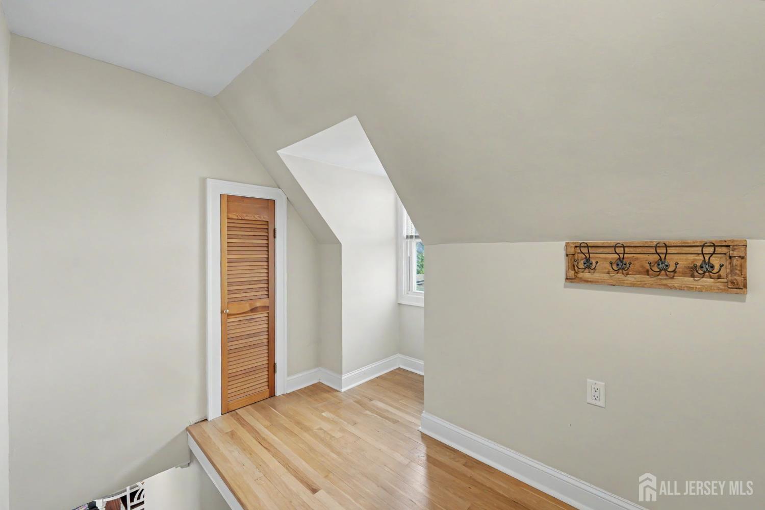 70 Oxford Road Colonia, NJ 07067 - Photo 22 of 42