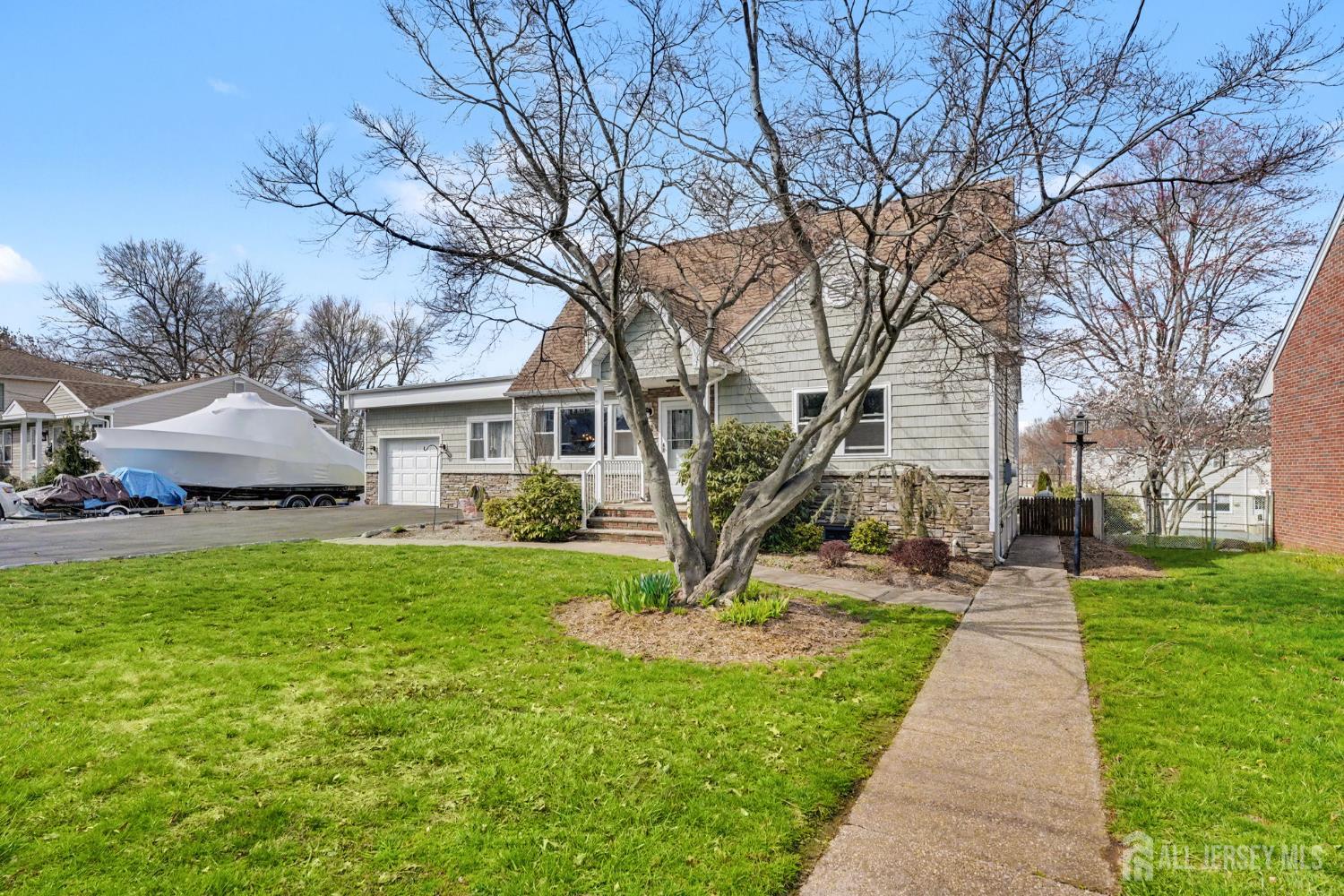 70 Oxford Road Colonia, NJ 07067 - Photo 3 of 42