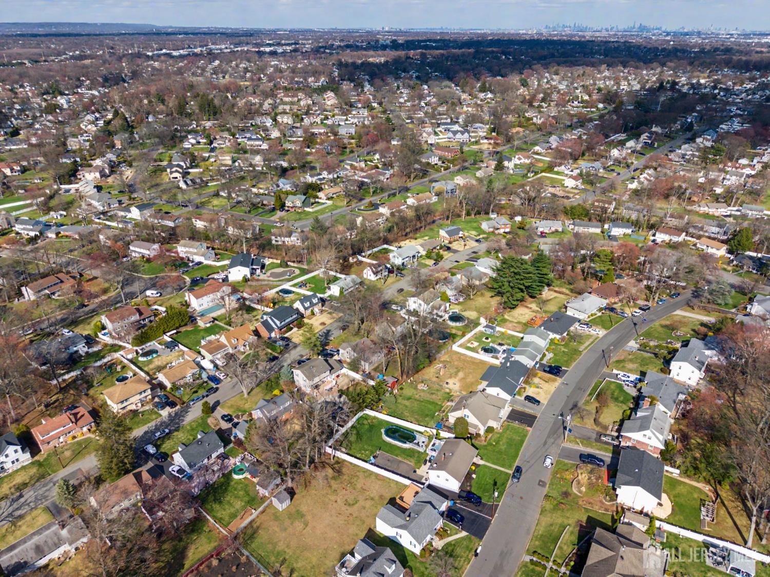 70 Oxford Road Colonia, NJ 07067 - Photo 41 of 42