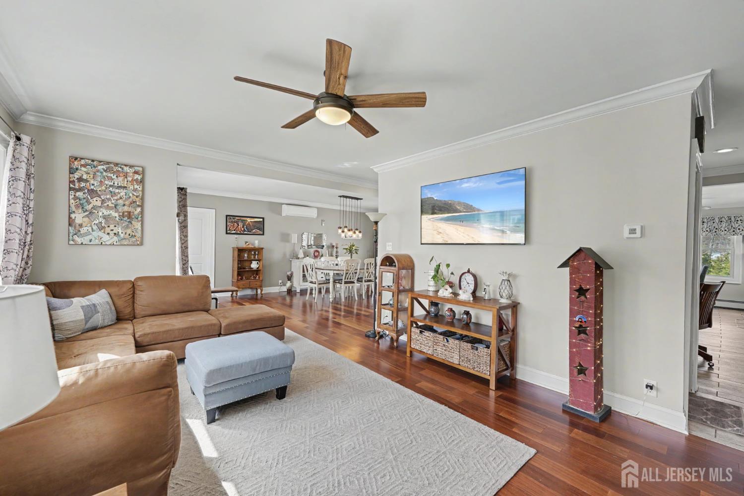 70 Oxford Road Colonia, NJ 07067 - Photo 5 of 42