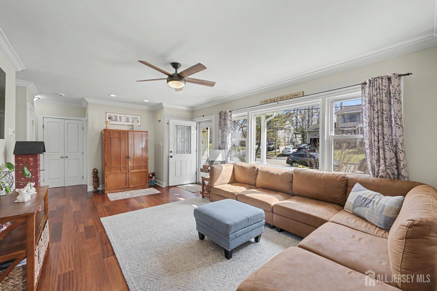 70 Oxford Road Colonia, NJ 07067 - Photo 7 of 42