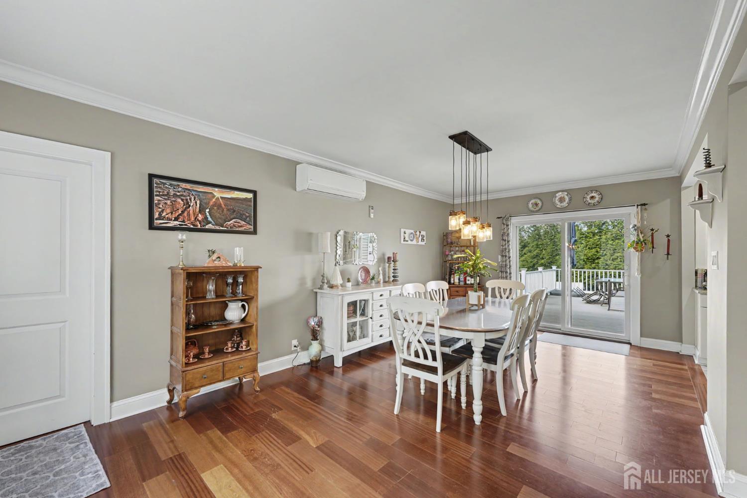 70 Oxford Road Colonia, NJ 07067 - Photo 9 of 42