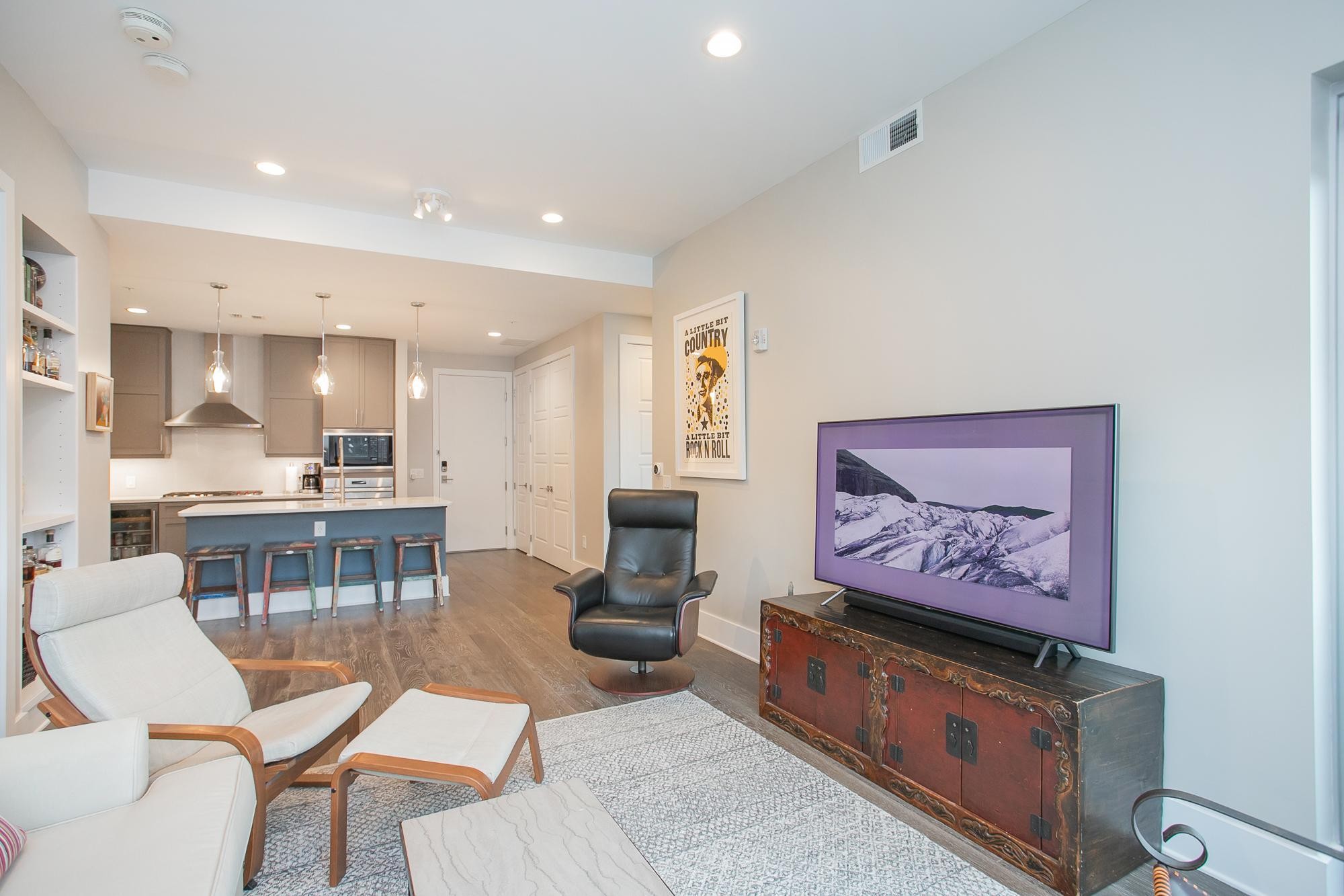 20 Rutledge Street, Unit 211 Nashville, TN 37210 - Photo 12 of 60 Gallery Image 12
