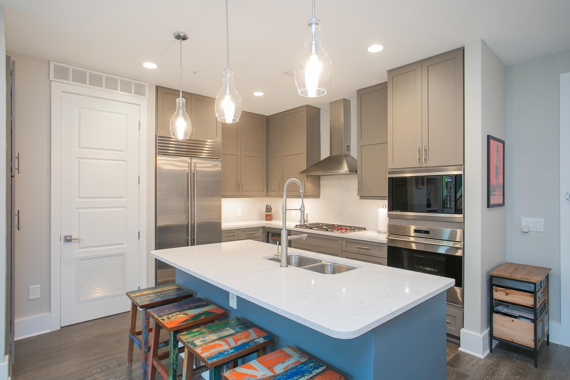 20 Rutledge Street, Unit 211 Nashville, TN 37210 - Photo 2 of 60 Gallery Image 2