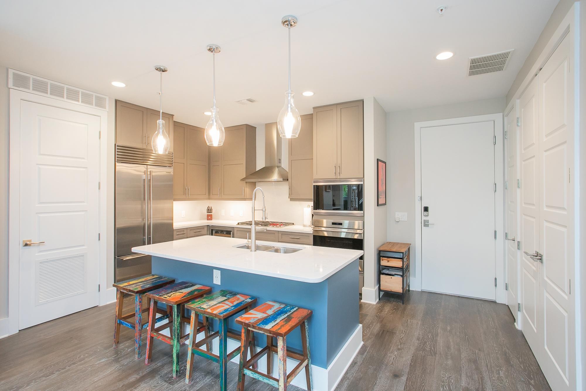 20 Rutledge Street, Unit 211 Nashville, TN 37210 - Photo 4 of 60 Gallery Image 4