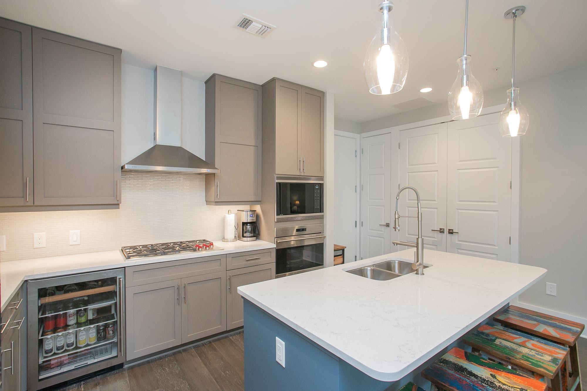 20 Rutledge Street, Unit 211 Nashville, TN 37210 - Photo 6 of 60 Beautiful kitchen with custom cabinets and luxury appliances