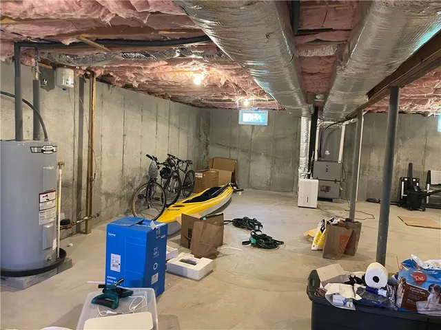 $499,000 | 4 Village Road, Westerly, RI 02808